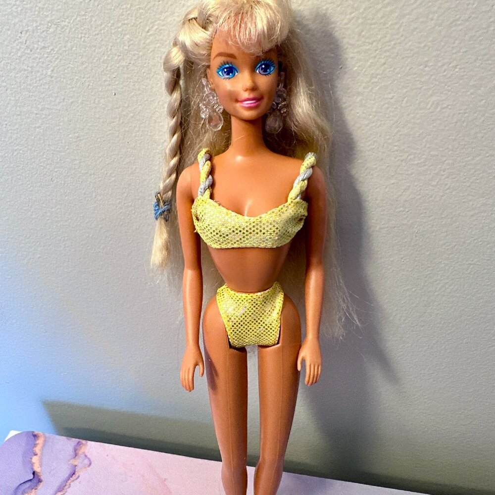1993 Sun Jewel Barbie
